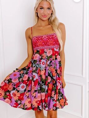 In Loom dress floral Paisley square neck tie back large